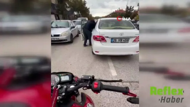 Eskişehir’de Trafikte Emekli Polis Tartışması Kamerada
