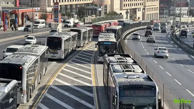 15 Temmuz'da Metrobüs Güzergahı Değişiyor! 6 İstasyon Geçici Olarak Hizmet Vermeyecek