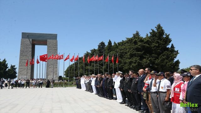 15 Temmuz'da Şehitliklere Ziyaretçi Akını: 6 İlde Anma Programı Düzenlendi