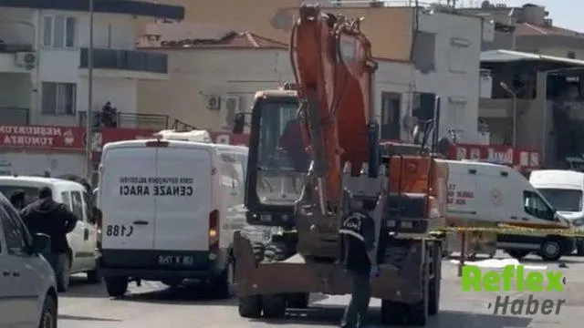 Menderes’te İ̇ş Makinesinin Çarptığı 85 Yaşındaki Adam Öldü