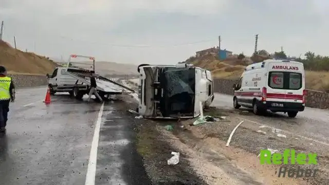 Kırıkkale’de İ̇şçileri Taşıyan Midibüs Devrildi