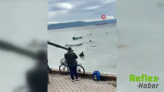Bursa’da Batan Tekneler Vinçlerle Kıyıya Çıkarılıyor