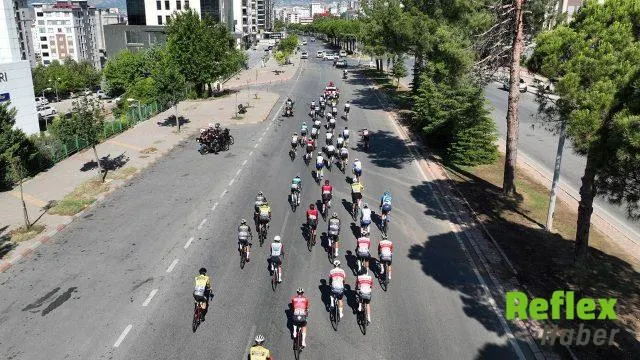 Kahramanmaraş'ta Cumhuriyet İ̇çin Bisiklet Sürüşü