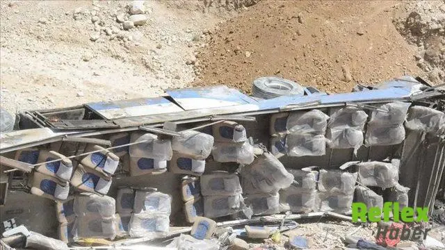 Pakistan'da Yolcu Otobüsü Kazası: 10 Ölü, 32 Yaralı