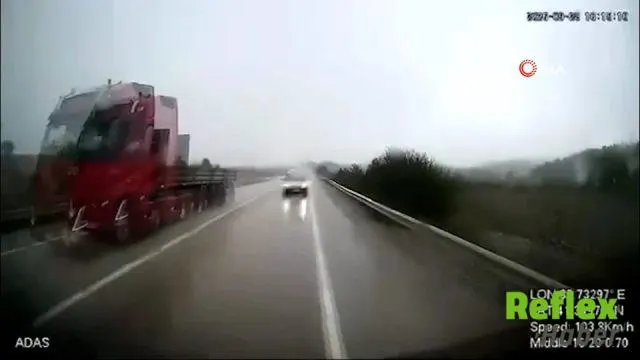 Karabük'te Hatalı Sollama Ve Ters Yön Tehlikesi Kamerada