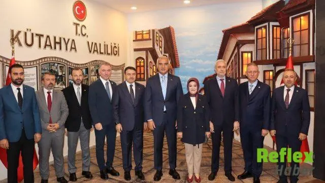 İ̇rfan Karatutlu’dan Kütahya’da Türkiye Yüzyılı Buluşmaları Temasları