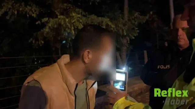 Bursa’da Kaldırıma Çarpan Alkollü Sürücüden Gazeteciye Önce Tehdit Sonra Çorba Teklifi