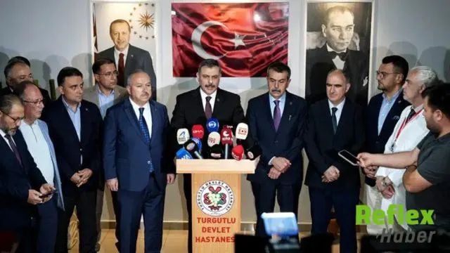 Bakanlar Yusuf Tekin ve Mustafa Çiftçi, Manisa’da yaralı öğrencileri ziyaret etti