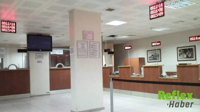 28 Ekim'de Bankalar Öğlene Kadar Açık Olacak