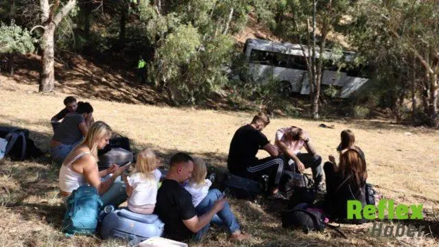 Germencik'te Turist Otobüsü Ve Midibüs Çarpıştı: 2 Ölü, 9 Yaralı