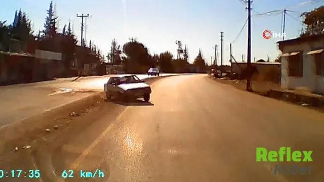 Çukurdan Kaçan Otomobil Karşı Şeride Geçti: Antalya’da 2 Yaralı
