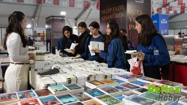 Kahramanmaraş Kitap Fuarı Genç Okurları Ağırlıyor