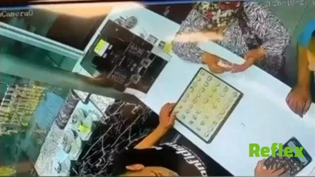 Antakya’da İ̇ki Kuyumcudaki Hırsızlık Kamerada Ortaya Çıktı