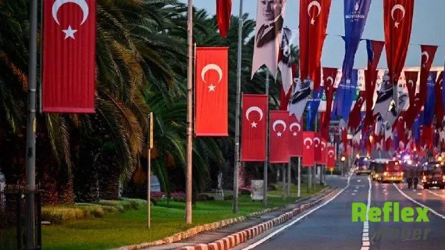 İ̇stanbul’da 29 Ekim Korteji Yağış Nedeniyle Ertelendi