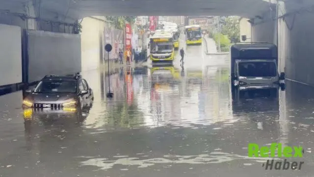 Sağanak Yağış Geliyor: Sıcaklıklar Düşecek!