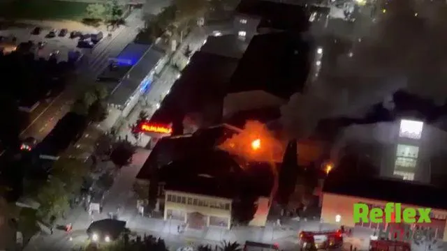 İ̇stanbul’da Hastane Çatısında Yangın, Hastalar Tahliye Ediliyor