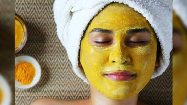 Aloe Vera & Zerdeçal Yüz Maskesi: Sivilce ve Lekeler İçin Evde Yapılabilecek 10 Tarif