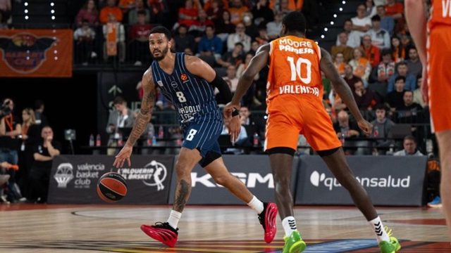 Anadolu Efes, deplasmanda Valencia'ya 94-82'lik skorla yenildi