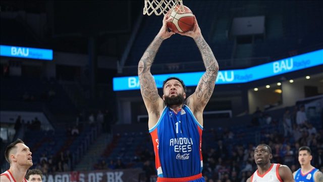 Anadolu Efes, EuroLeague'de yarın LDLC ASVEL'e konuk olacak