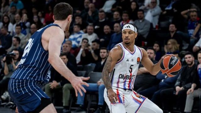 Anadolu Efes, evinde Paris Basketball'a 84-79 mağlup oldu