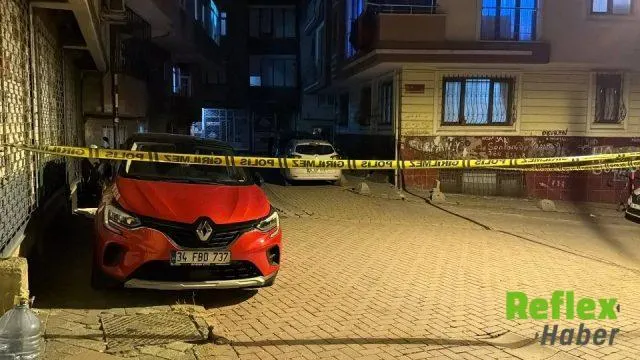 Zeytinburnu’nda Silahlar Ateşlendi: Mermiler Bina Ve İ̇ş Yerine İ̇sabet Etti