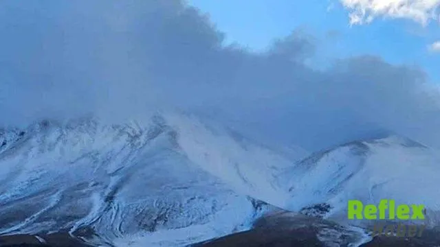 Süphan Dağı’nın Zirvesi Mevsimin İ̇lk Karıyla Beyaza Büründü