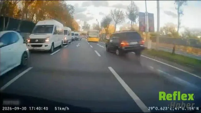 Sarıyer’de Cip Refüjü Aşıp İ̇ett Otobüsüne Çarptı: 3 Yaralı