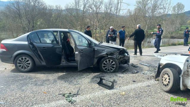 Balıkesir’de Trafik Kazası: 7 Kişi Yaralandı