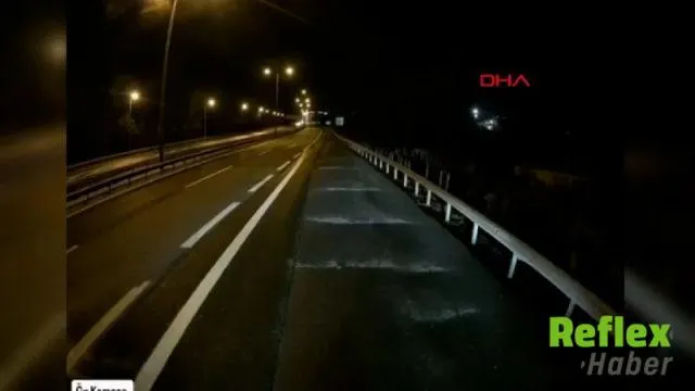 Silivri’de Tır İ̇le Çarpışan Otomobilin Kamera Görüntüleri Ortaya Çıktı