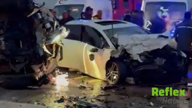 Aksaray'da İ̇ki Otomobilin Çarpıştığı Kazada İ̇ki Sürücü Ağır Yaralandı