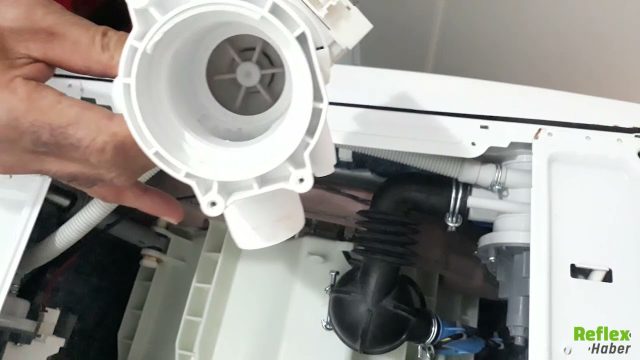 Çamaşır Makinesi Su Tahliye Sorunu Nasıl Çözülür
