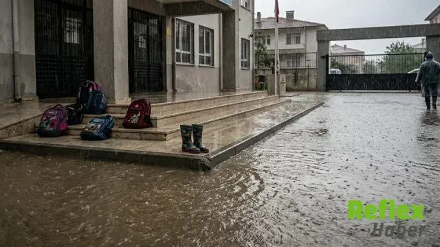 Muğla'da 27 Ekim'de Okullar İ̇çin Valilik Kararı Bekleniyor