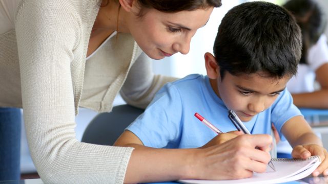 Çocuğunuzun göz muayenesini ihmal etmeyin