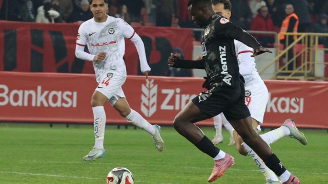 Çorum FK - İstanbulspor maçı hangi kanalda saat kaçta yayınlanacak? Çorum FK maçı canlı yayın izleme linki