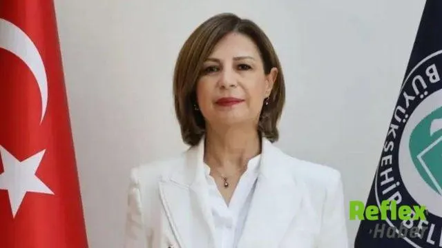 Ayşe Ünlüce Tbb Başkanvekilliği Yarışında: Hayatı Ve Siyasi Kariyeri