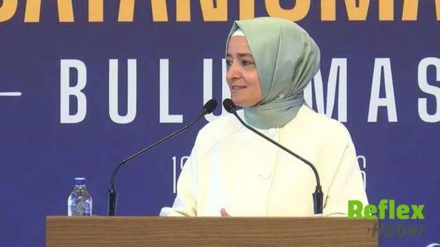 Fatma Betül Sayan Kaya'nın Bakanlık Ve Siyasi Görev Geçmişi