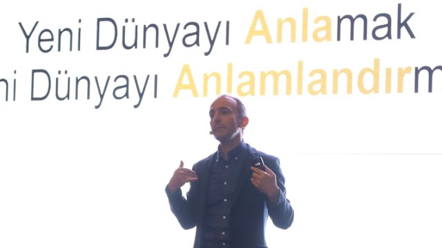 Dijitalleşmeyenler için karanlık günler geldi