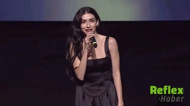 Hazar Ergüçlü’den Altın Koza’da Adalet Ve Umut Vurgusu