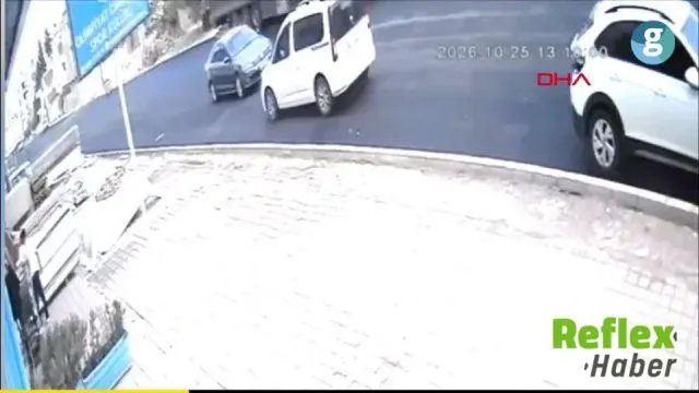 Nusaybin'de Otomobilin Çocuğa Çarptığı Kaza Kamerada