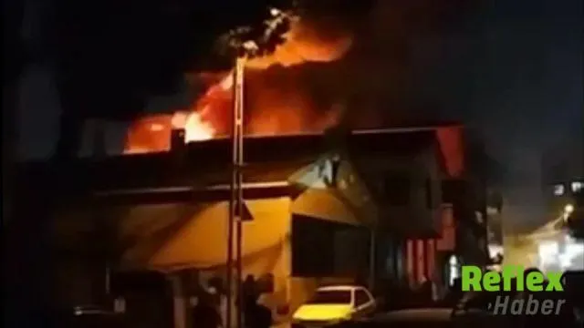 Beykoz'da Kulübe Yangını İ̇ki Binaya Ve İ̇ki Araca Zarar Verdi