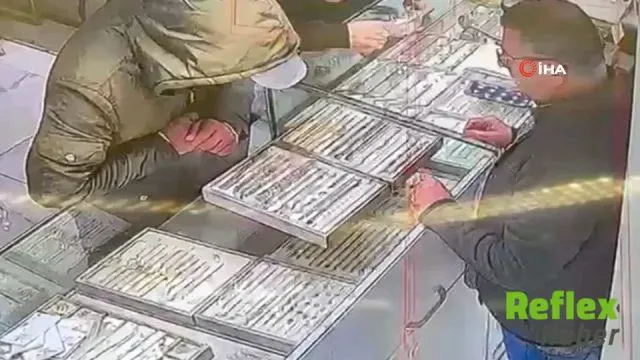 Çayırova’da Sahte Çeyrek Altınla Kuyumcudan Bileklik Çaldı