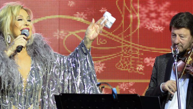 Emel Sayın: Yeni yılda yeni ve farklı projelerde görebilirsiniz