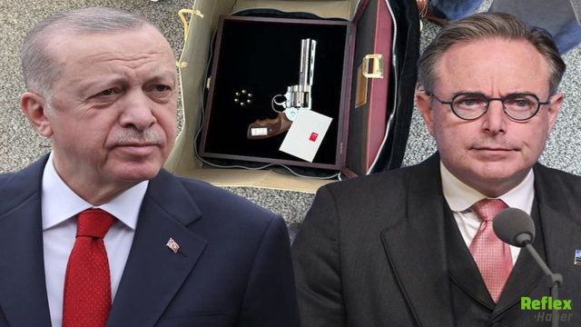 Erdoğan'ın Hediye Ettiği Silah Belçika'yı Karıştırdı!