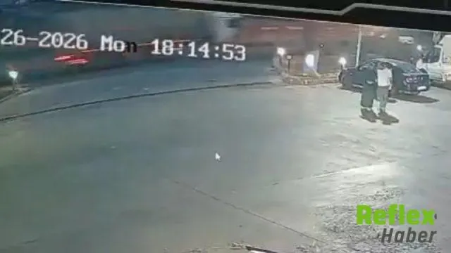 Konya'da Pancar Yüklü Traktörün Römorkuna Tır Çarptı