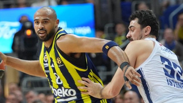 EuroLeague'de Türk derbisi: Fenerbahçe Beko 79 - 62 Anadolu Efes