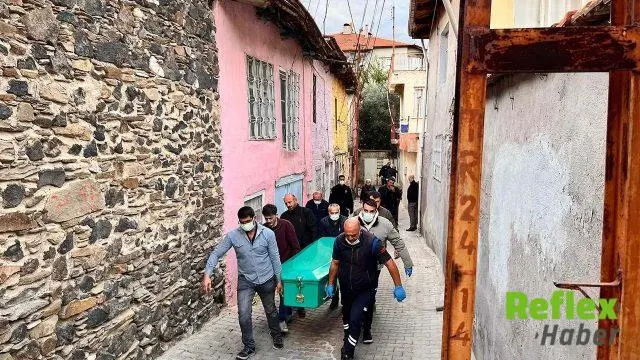 Kula’da İ̇ki Gündür Aranan Ferit Özcan Evinde Ölü Bulundu