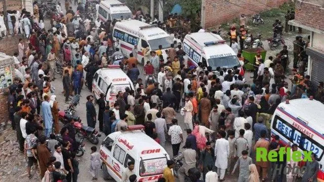 Pakistan'da Okul Çatısının Çökmesiyle Can Kaybı 35'e Ulaştı