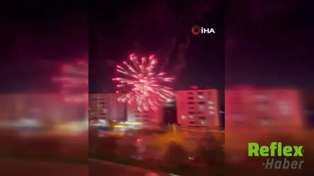 Diyarbakır'da kutlama sırasında havai fişek attı: İki kişi yaralandı | VİDEO İZLE