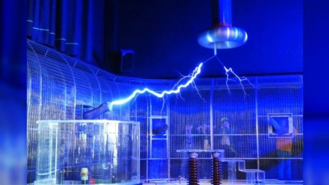 Faraday Kafesi