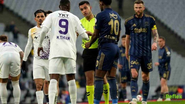 Fenerbahçe 0-2’den Döndü Ama Yetmedi: Eyüpspor 3-3’lük Maçla Ligde Kaldı